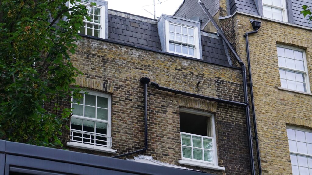 London facade restoration