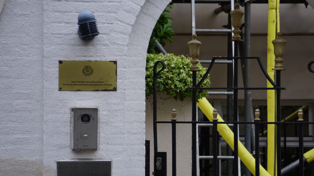 London facade restoration